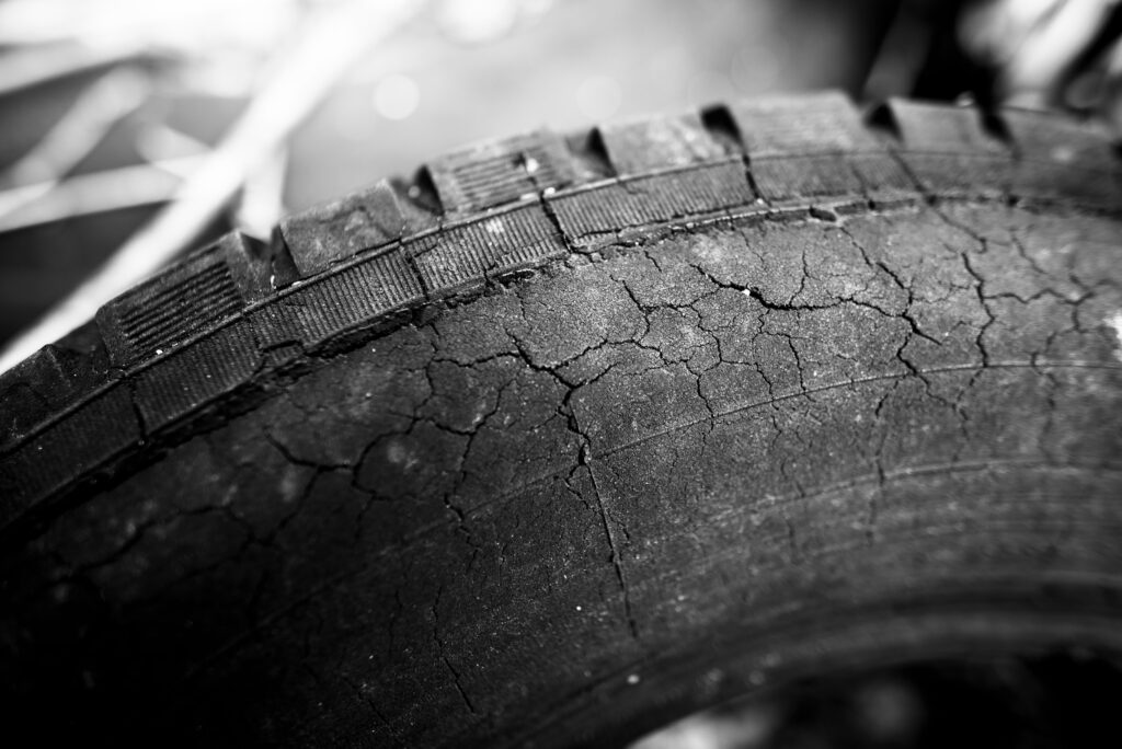 Tire dry rot