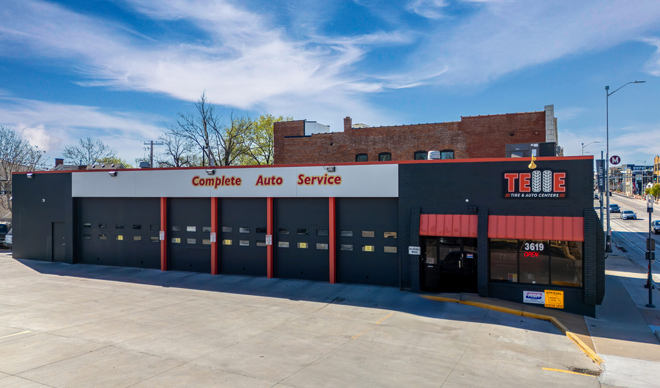 The exterior of the Telle Tire & Auto Centers location in Midtown Kansas City.