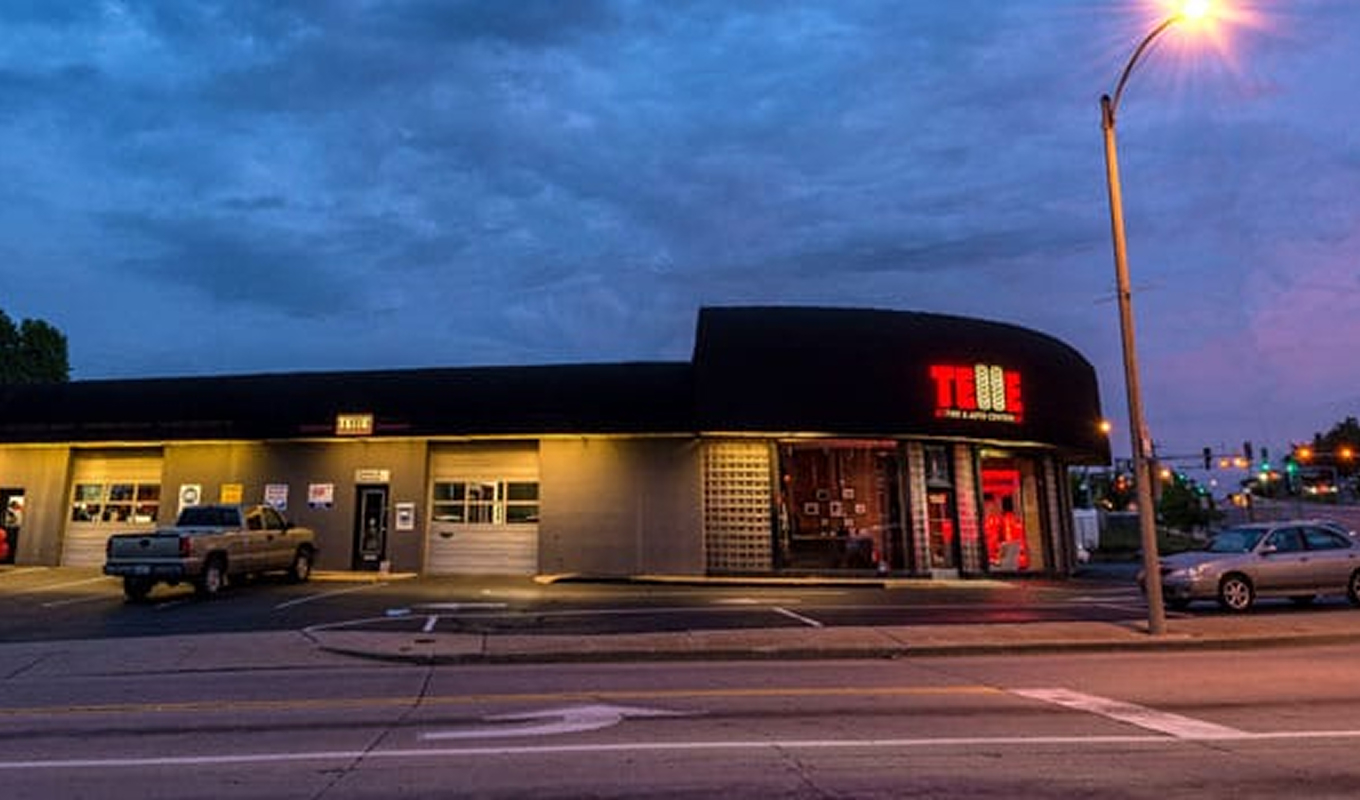 The exterior of the Telle Tire & Auto Center location in Richmond Heights, MO.
