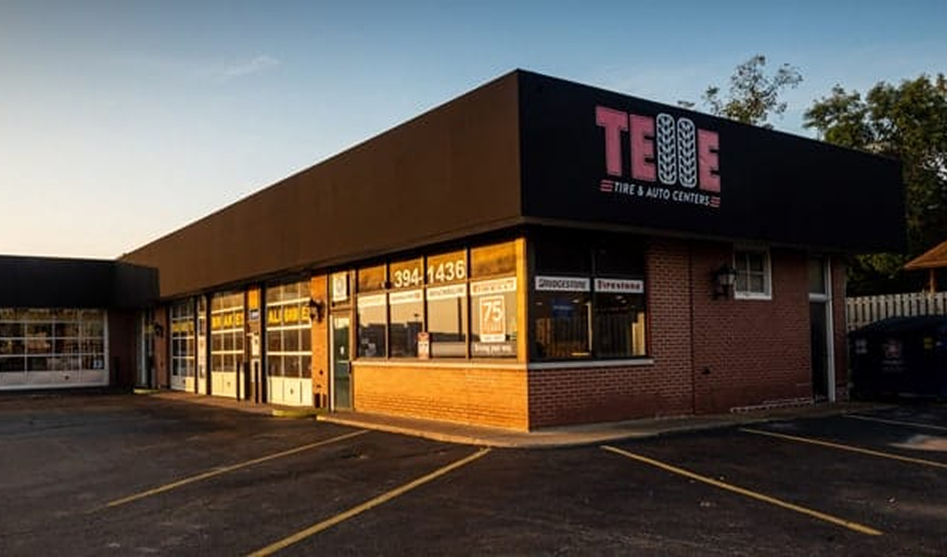 The exterior of the Telle Tire & Auto Center location in Sunset Hills, MO.
